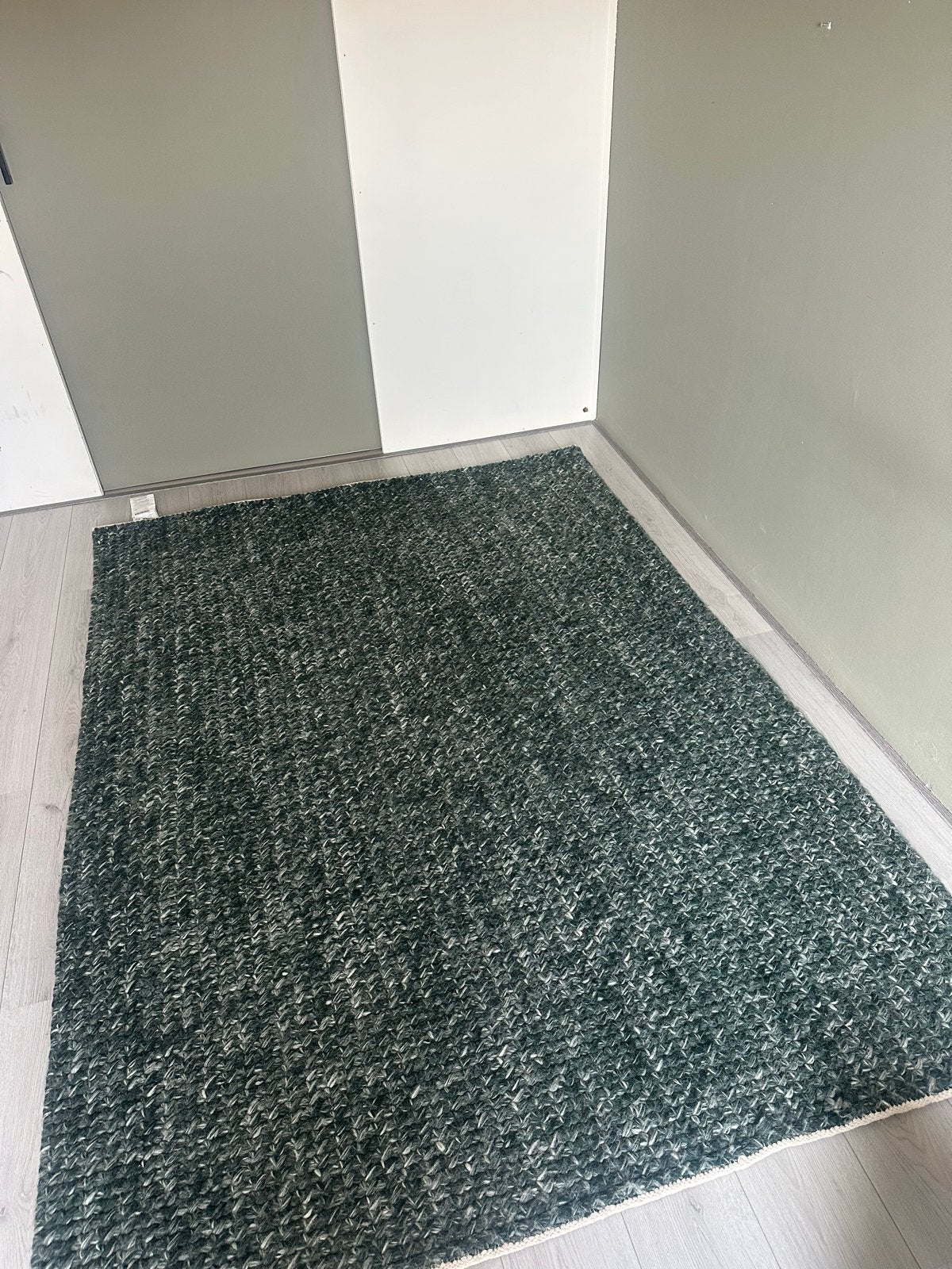 IKEA AVKSKILDRA Vloerkleed - Groen (170x240 cm), Ophalen, 200 cm of meer, 50 tot 100 cm, Zo goed als nieuw