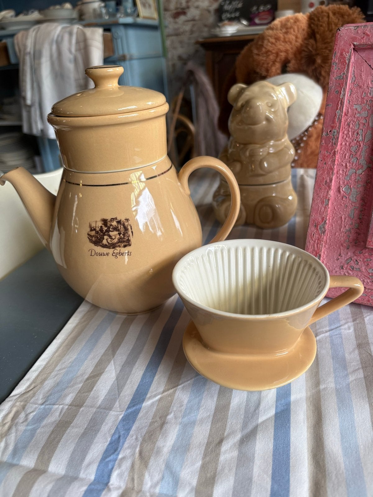 Vintage Douwe Egberts koffiepot met filterhouder, Ophalen of Verzenden