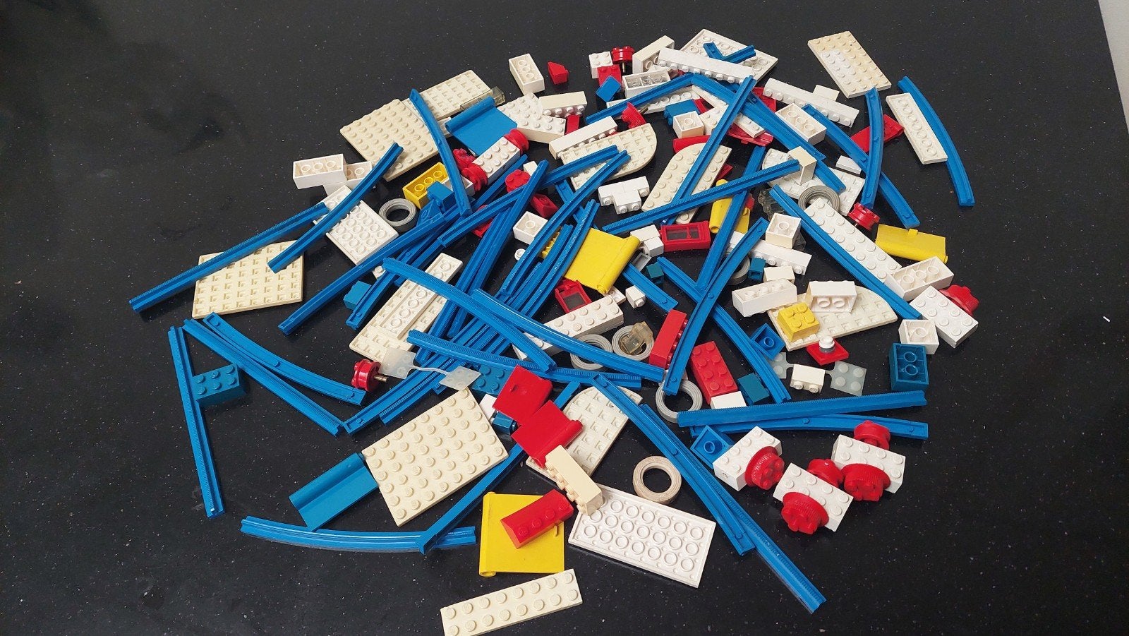 vintage lego treinrails, wieltjes, deurtjes en losse blokjes, Ophalen of Verzenden, Gebruikt