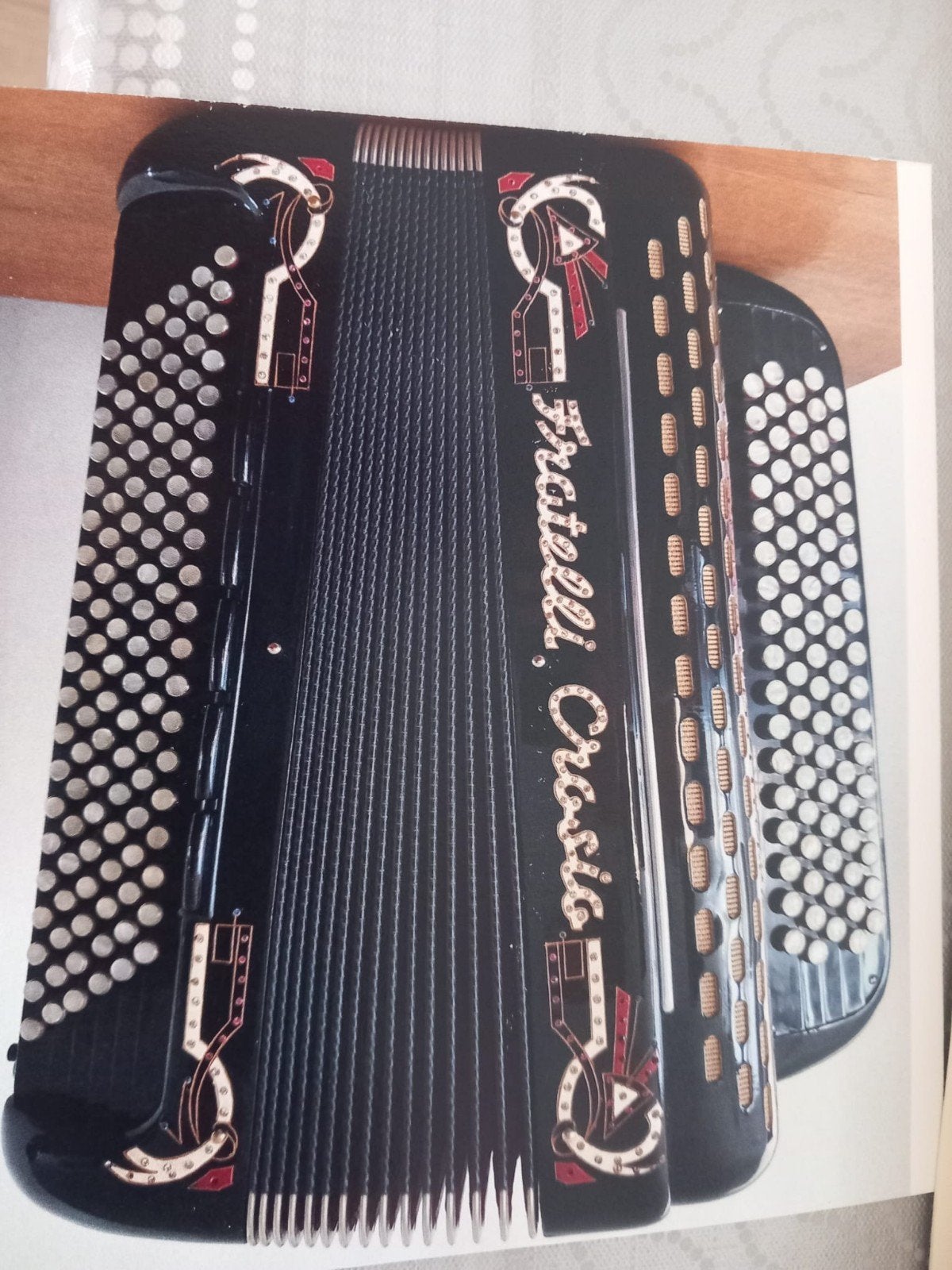 Accordeon Fratelli Croseo, Zo goed als nieuw, Met koffer, Knopaccordeon, 120-bas