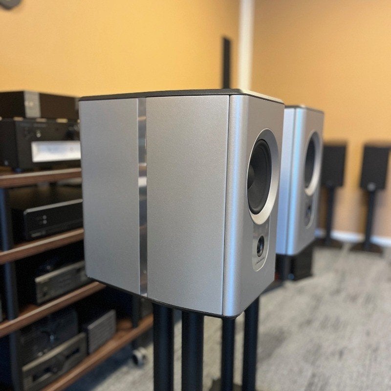 AudioSolutions Figaro BL2 monitor speakers silver grey (occ), Audio solutions, -, Speakerset, -
