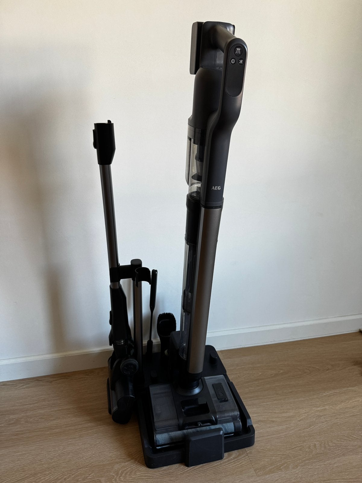AEG 8000 Wet & Dry Steelstofzuiger, Witgoed en Apparatuur, Stofzuigers, Combi-reiniger, Ophalen of Verzenden, Zo goed als nieuw