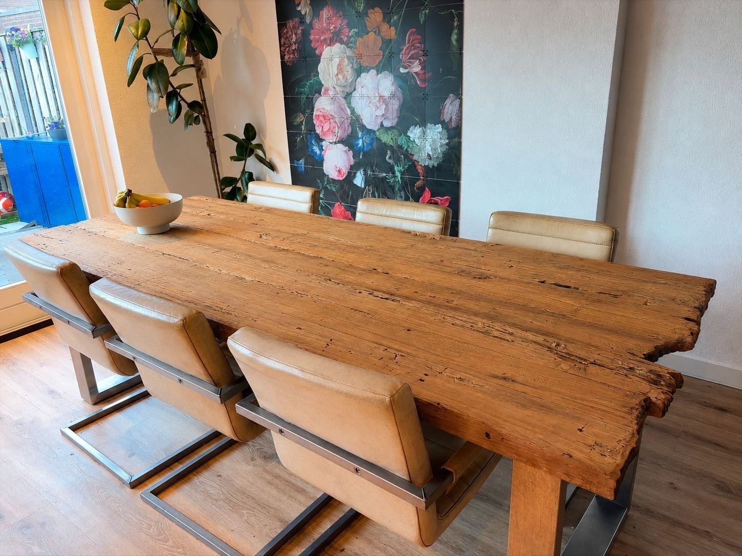 Robuuste eettafel met 6 leren stoelen, Ophalen, 100 tot 150 cm, 200 cm of meer, Zo goed als nieuw