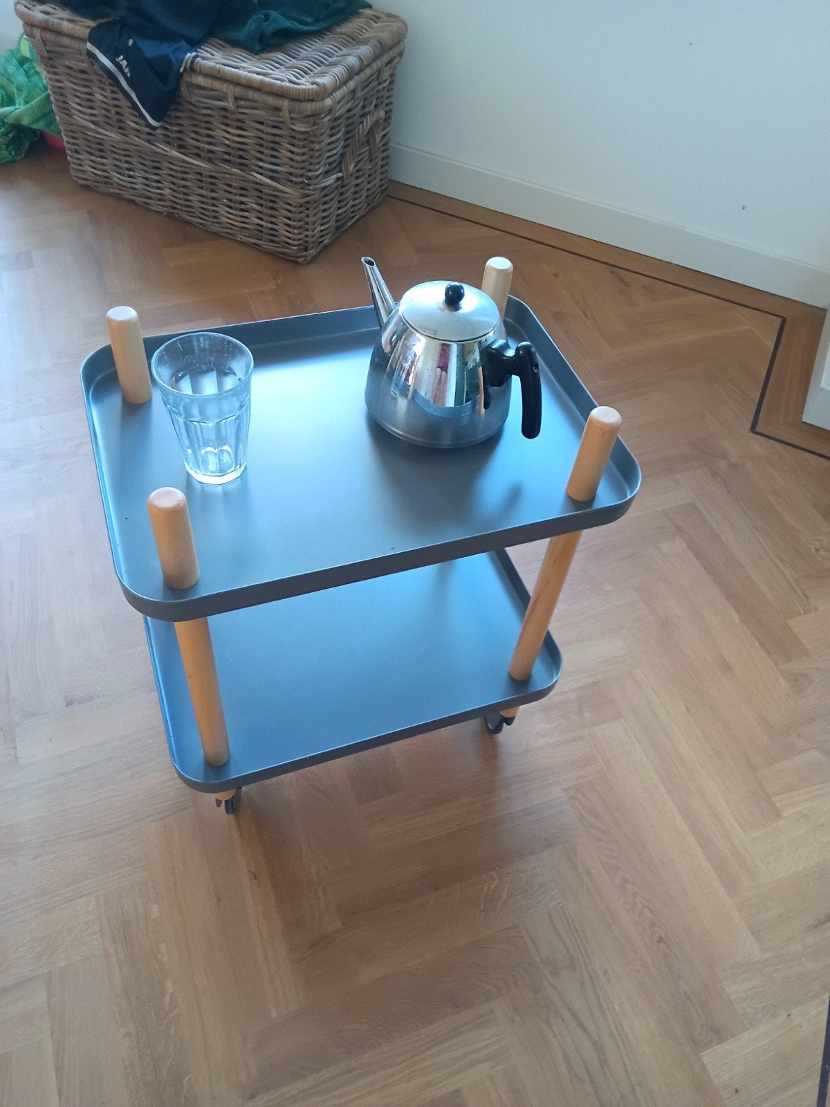 Normann Copenhagen Blok trolley - Grijs, Minder dan 55 cm, Ophalen of Verzenden, 60 cm of meer, Rechthoekig