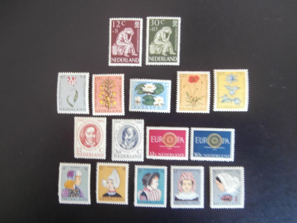 NL 1960; JAARGANG 1960 postfris LEES, Postzegels en Munten, Postzegels | Nederland, Verzenden, Na 1940, Postfris