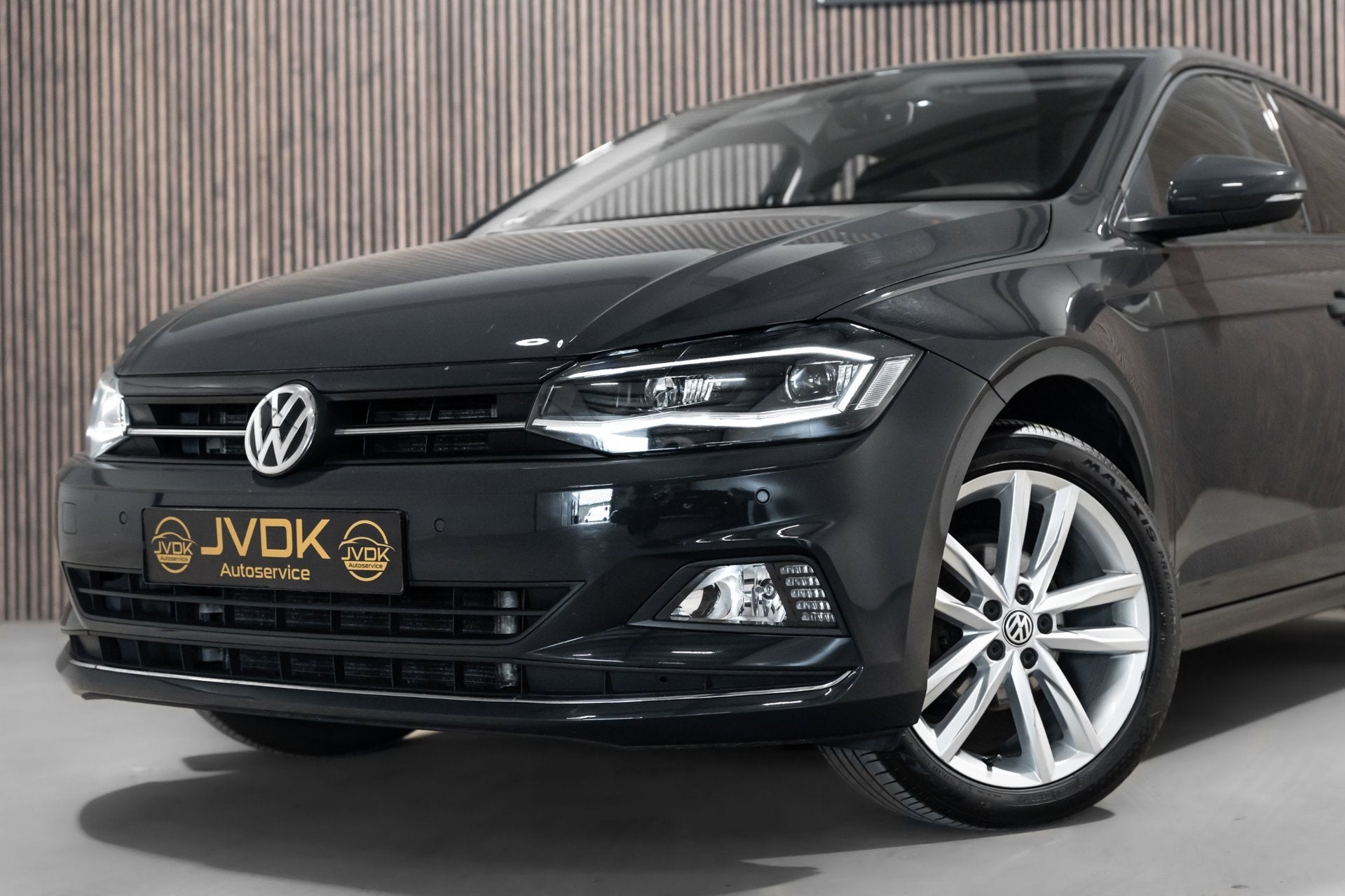 Volkswagen Polo 1.0 TSI DSG Highline LED NAVI CLIMA, Stof, Gebruikt, 95 pk, Bedrijf