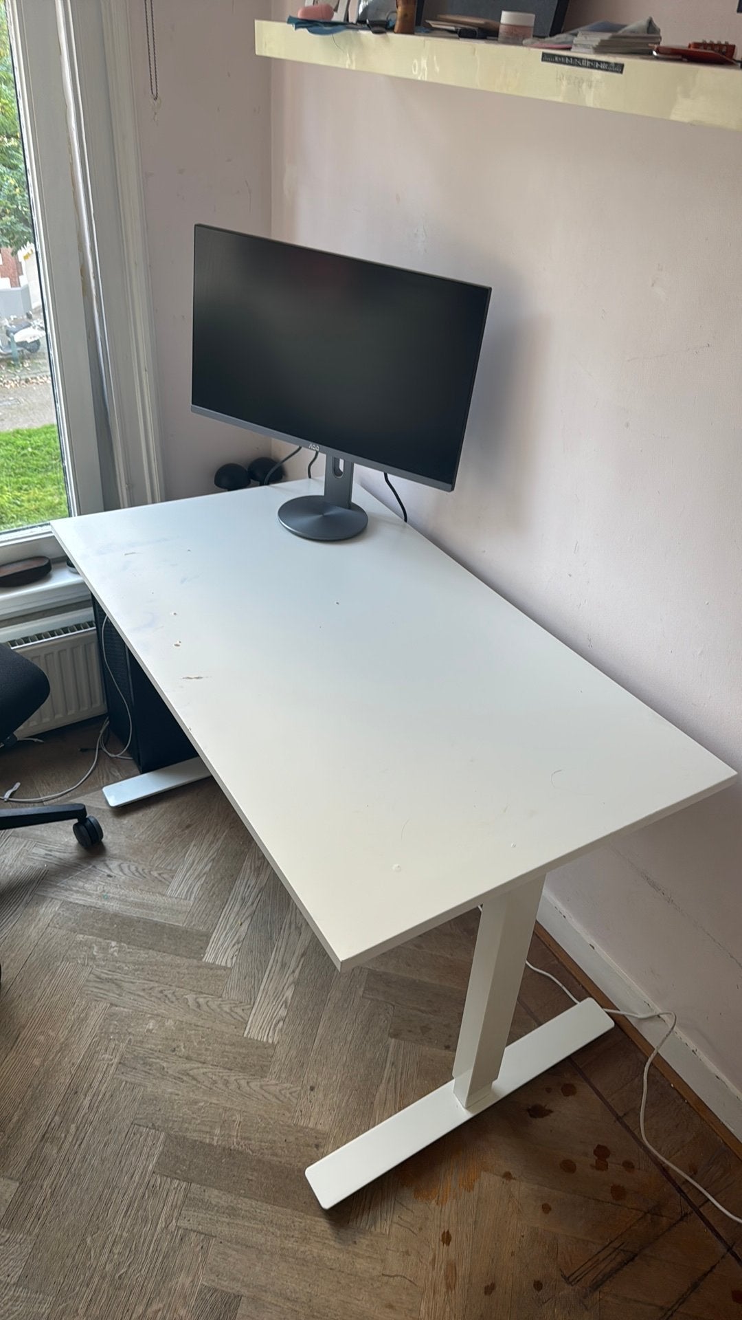 Ikea bureau - verstelbaar, Ophalen, In hoogte verstelbaar, Zo goed als nieuw