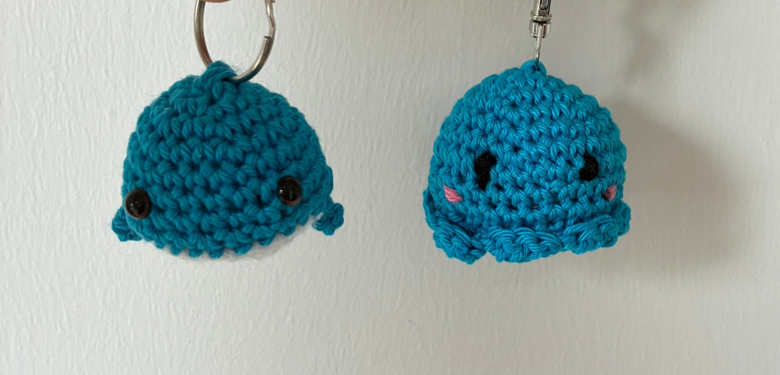 Twee gehaakte sleutelhangers - walvisje en octopus, Ophalen of Verzenden, Nieuw, Dier of Natuur