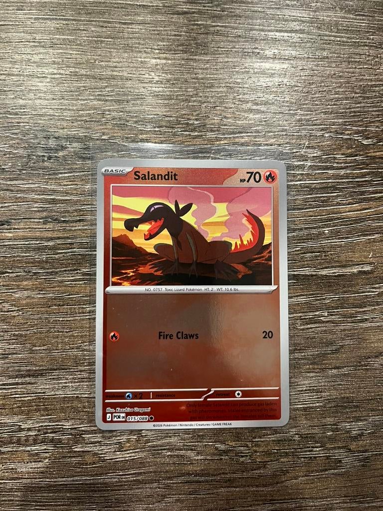 Salandit POR 015/088 reverse holo, Ophalen of Verzenden, Zo goed als nieuw