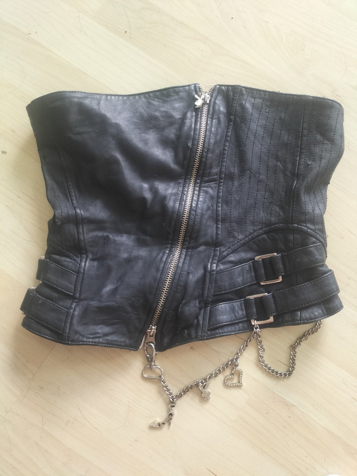 Playboy lerenPlayboy pak  broek en korset set, maat 38 (M), Maat 38/40 (M), Zwart, Playboy, Ophalen of Verzenden