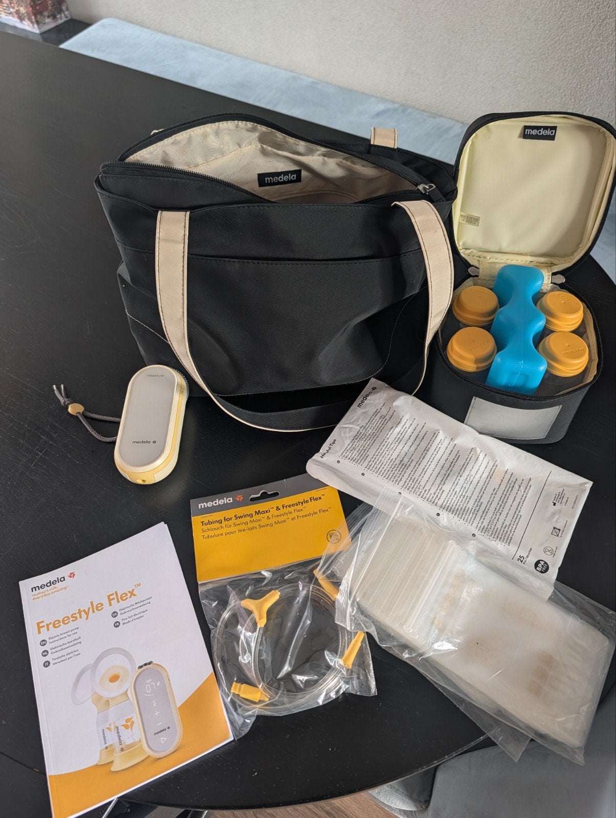 Medela Freestyle Flex dubbele elecktrisch borstkolf, Ophalen of Verzenden, Zo goed als nieuw