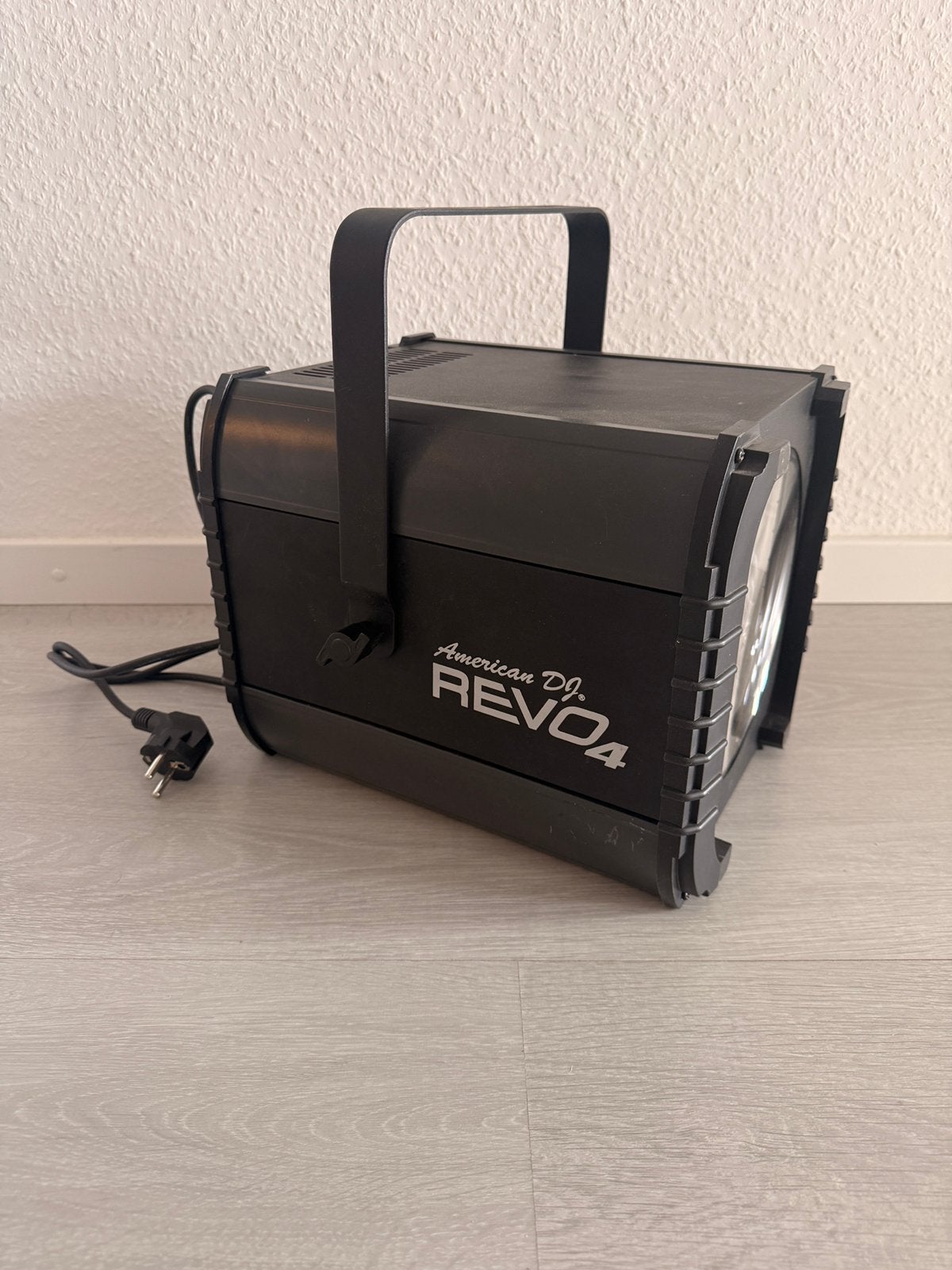 American DJ Revo 4 LED, Ophalen, Gebruikt, Licht, Geluidgestuurd