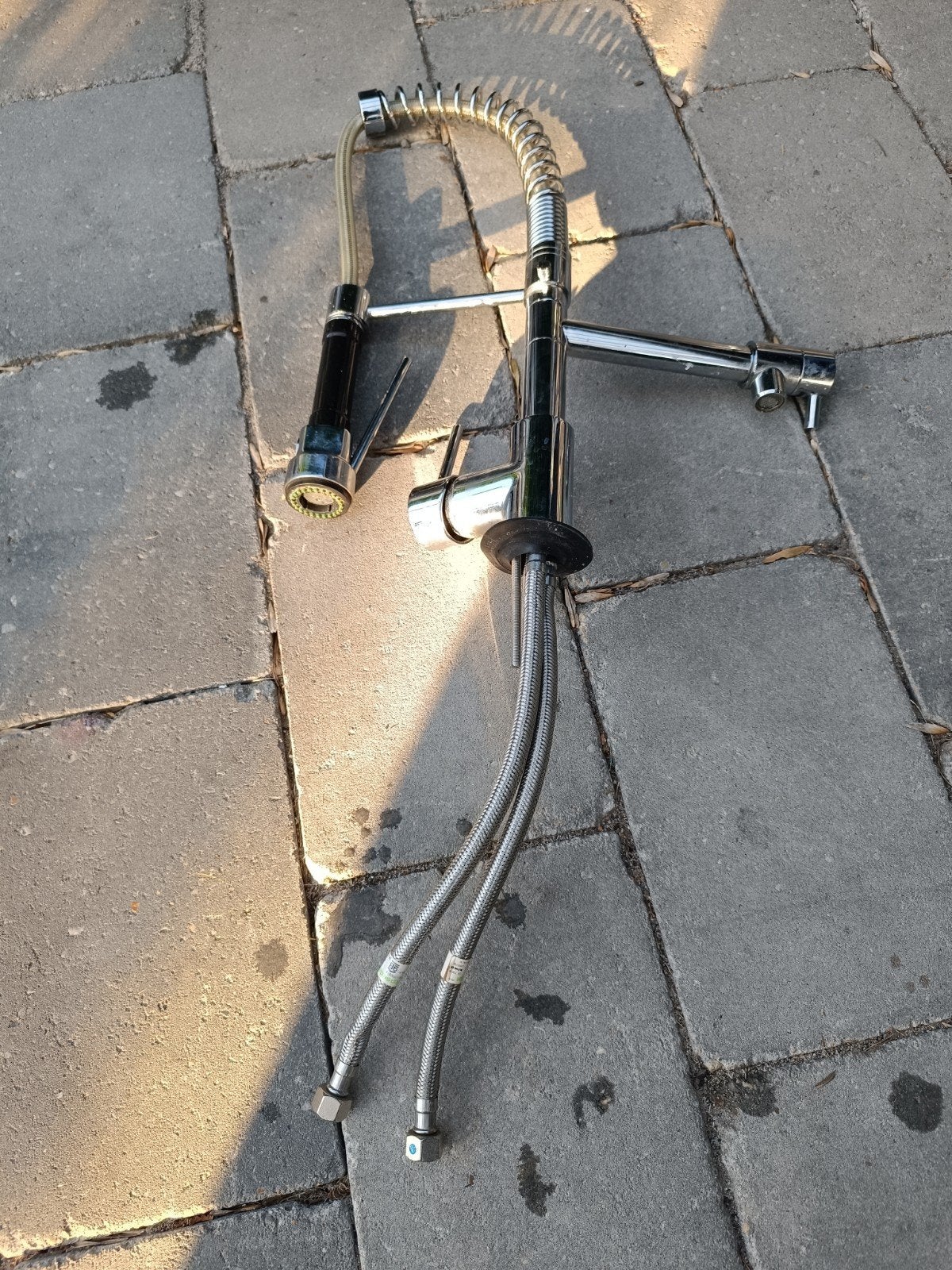 Aanrechtkraan met douchekop, Ophalen, Gebruikt