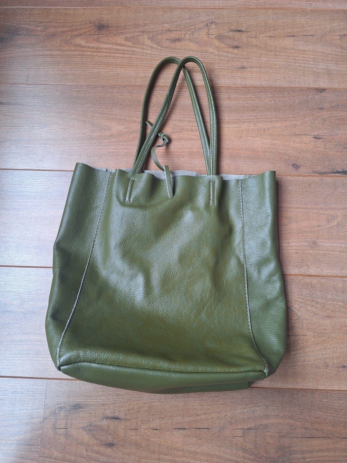 Stijlvolle Khaki Shopper van Echt Italiaans Leer, Sieraden, Tassen en Uiterlijk, Tassen | Damestassen, Ophalen of Verzenden