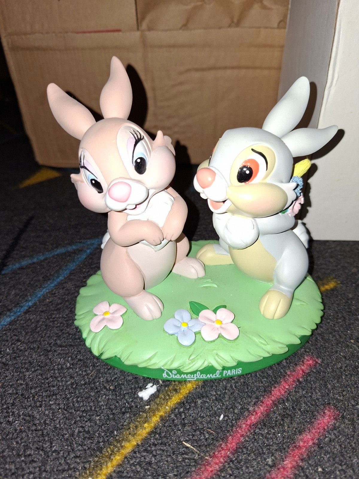 Disney Bambi Stampertje en Miss Bunny beeldje, Verzamelen, Ophalen of Verzenden, Bambi of Dumbo, Zo goed als nieuw, Beeldje of Figuurtje