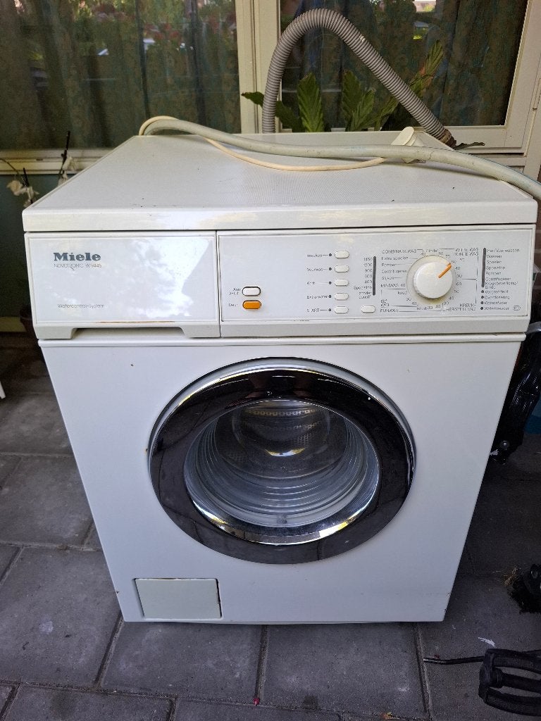 Miele Novotronic W 9445 Wasmachine - Met defect., Witgoed en Apparatuur, Ophalen, Gebruikt