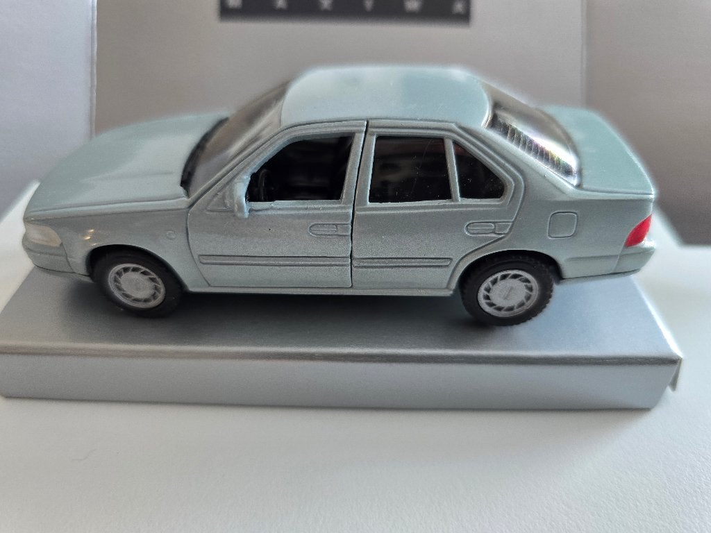 Nissan Maxima 1/43, Ophalen of Verzenden, Zo goed als nieuw, Auto, Overige merken