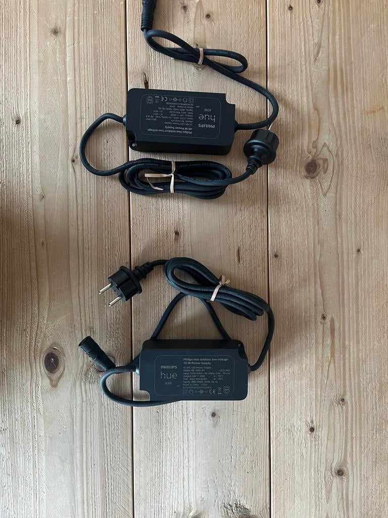 Philips hue outdoor voeding (2 stuks), Tuin en Terras, Buitenverlichting, Minder dan 50 watt, Ophalen of Verzenden, Netvoeding