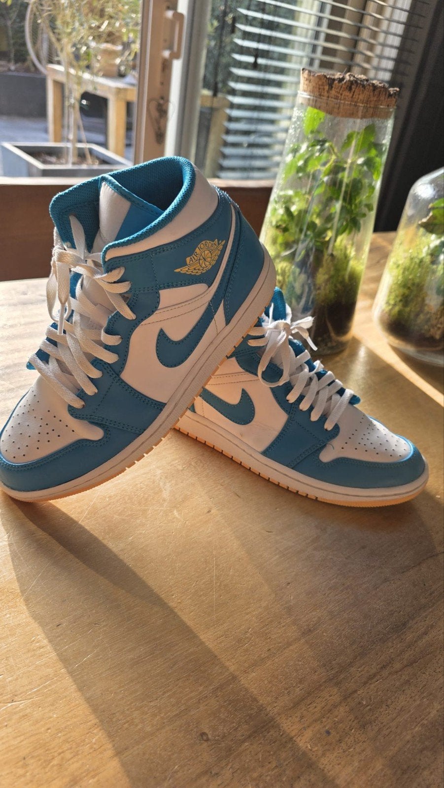 Nike Air Jordan 1 Mid Aquatone - Maat 42, Kleding | Heren, Schoenen, Ophalen of Verzenden, Zo goed als nieuw, Nike Jordan, Blauw