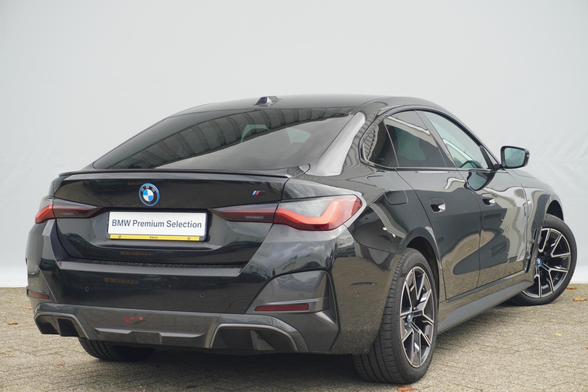 BMW i4 eDrive40 M Sport | HIFI | Cruise control adaptief met, Auto's, Achterwielaandrijving, Met garantie (alle), Origineel Nederlands