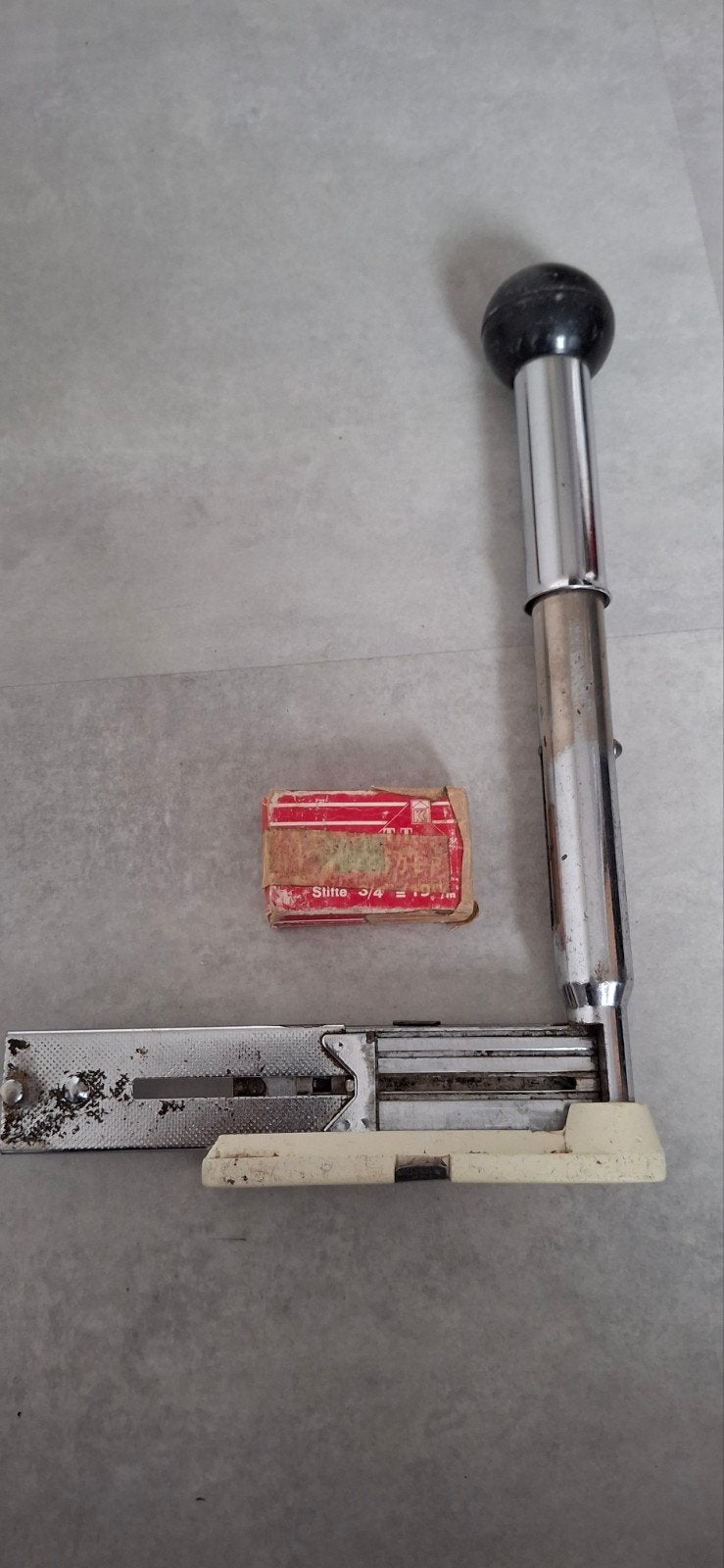 Vintage  "Tjep" nietmachine met nietjes - Retro nietmachine, Ophalen of Verzenden