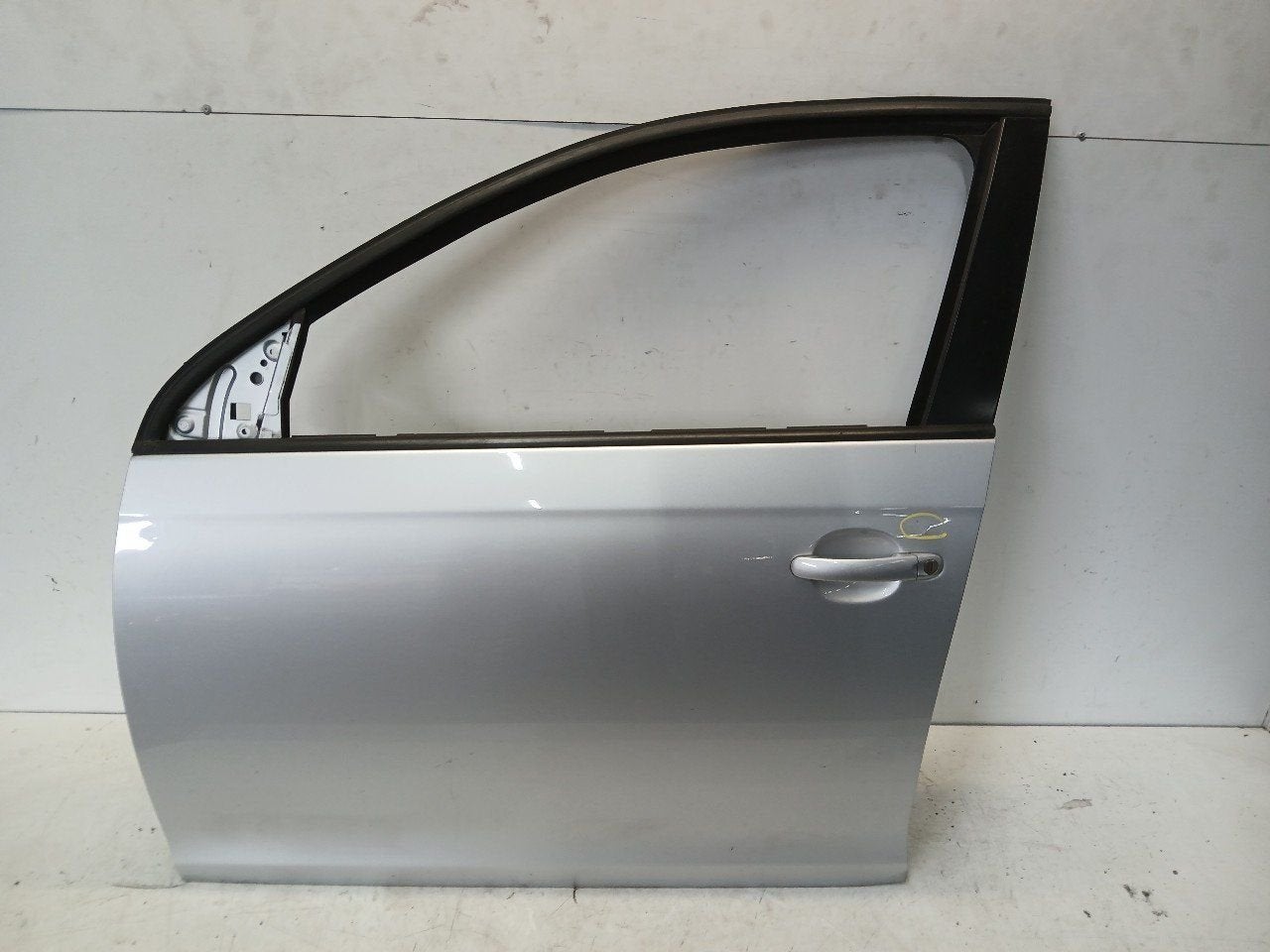 Portier links voor Volkswagen Golf, Auto-onderdelen, Onderdelen@venauto.nl, Van der Ven Autorecycling B.V., Gebruikt, Ettenseweg 76, 4706 PB Roosendaal, The Netherlands