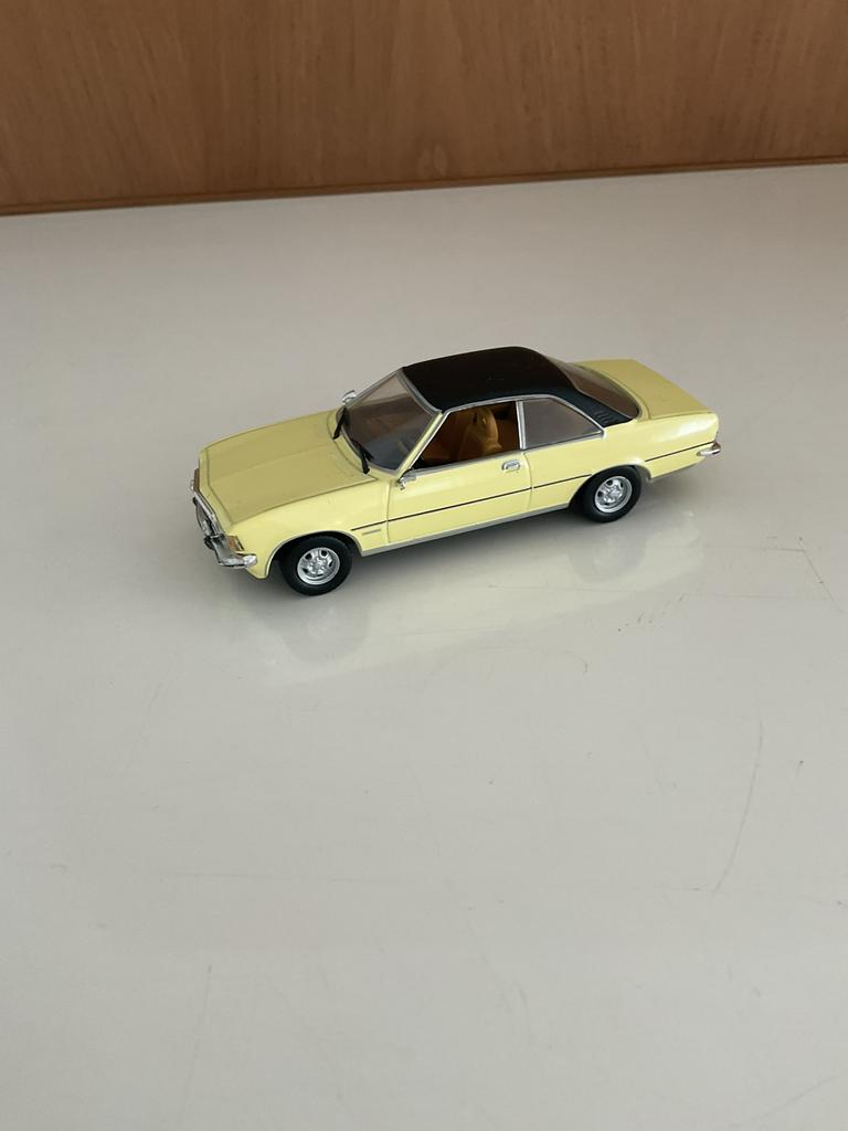 Opel Commodore Coupe, Ophalen, Zo goed als nieuw
