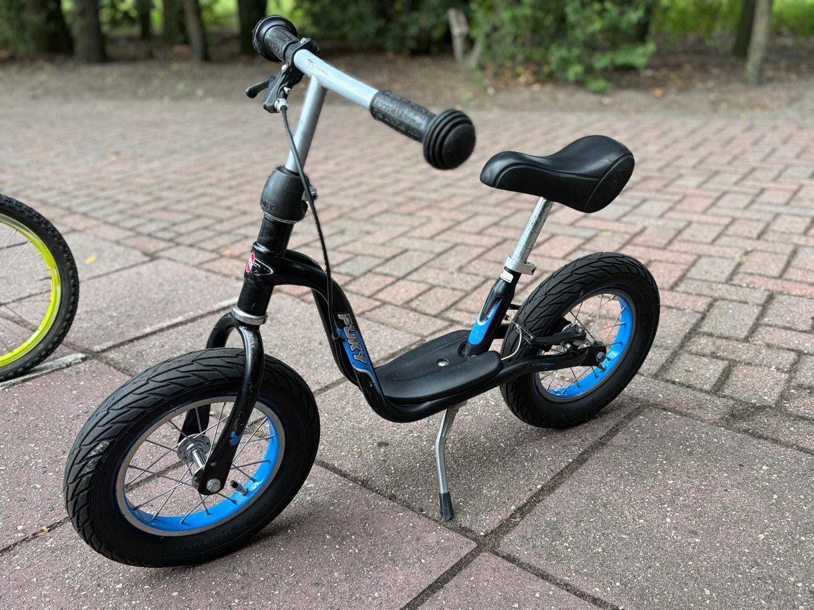 Puky loopfiets - Zwart/Blauw, Fietsen en Brommers, Fietsen | Kinderfietsjes, Ophalen, Gebruikt, Velgrem, Minder dan 16 inch