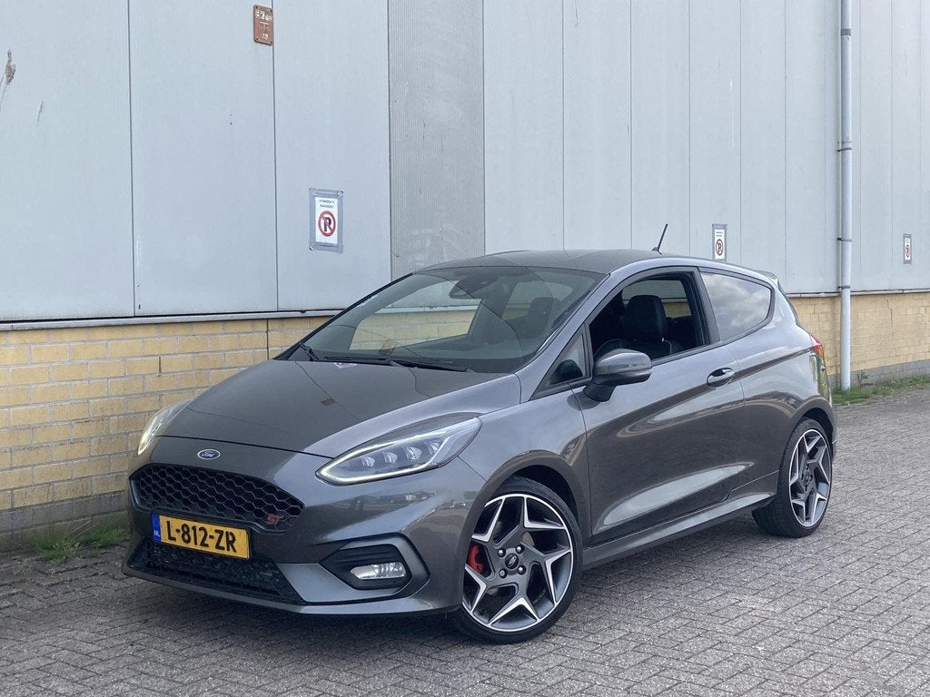 Ford Fiesta 1.5 EcoBoost ST-3 Performance 200 pk, Voorwielaandrijving, Leder en Stof, Bedrijf, Handgeschakeld