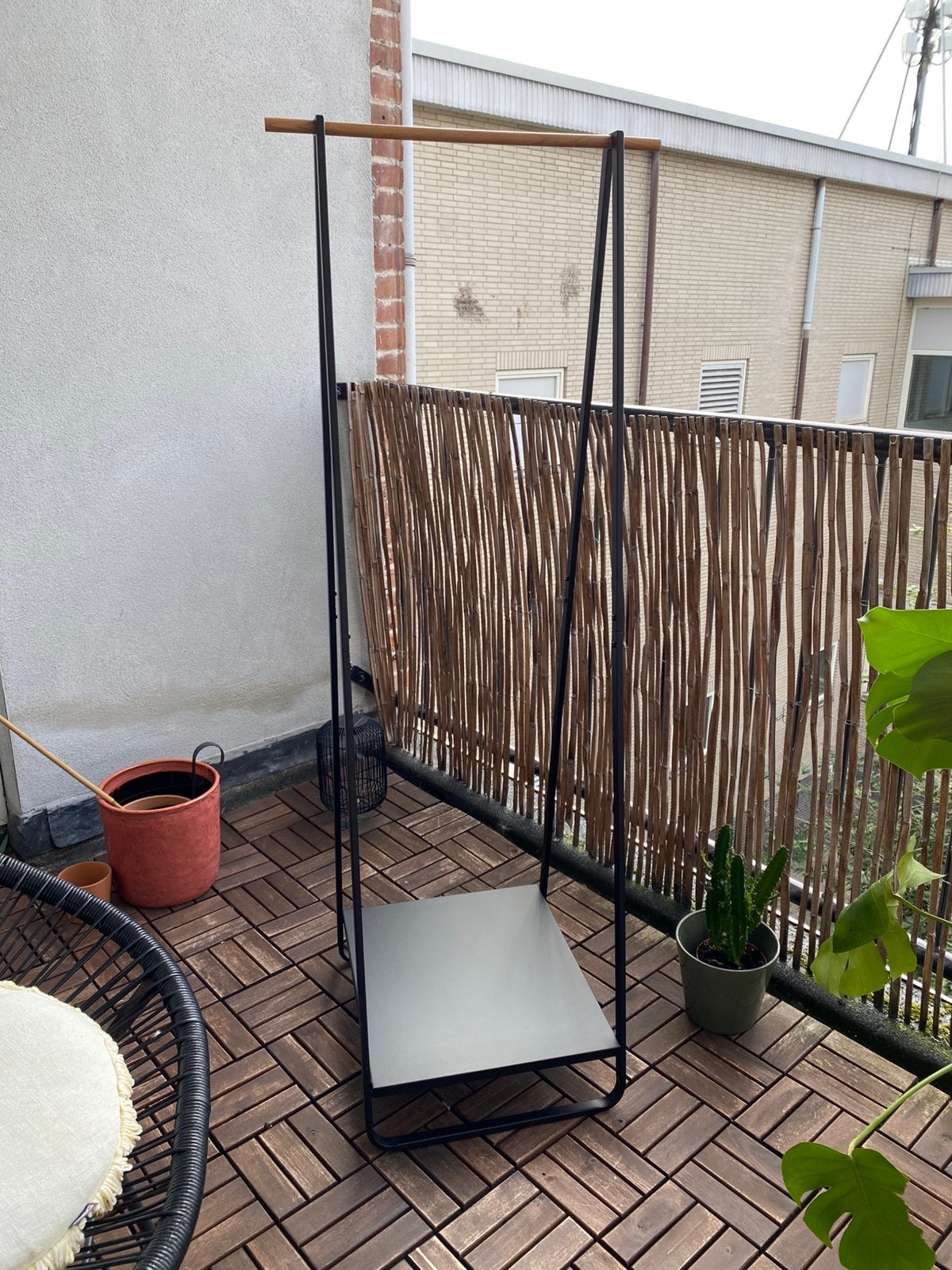 Small Clothes Rack, Ophalen