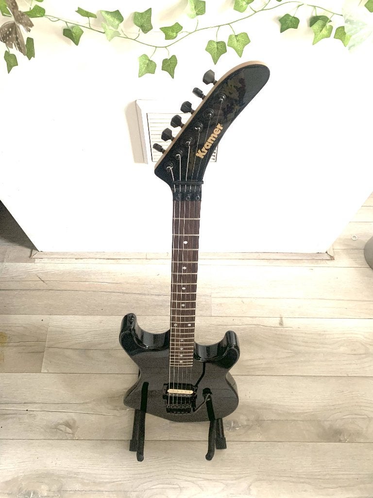Kramer  baretta "holy grail" reissue - made in japan, Ophalen of Verzenden, Zo goed als nieuw, Solid body, Overige merken