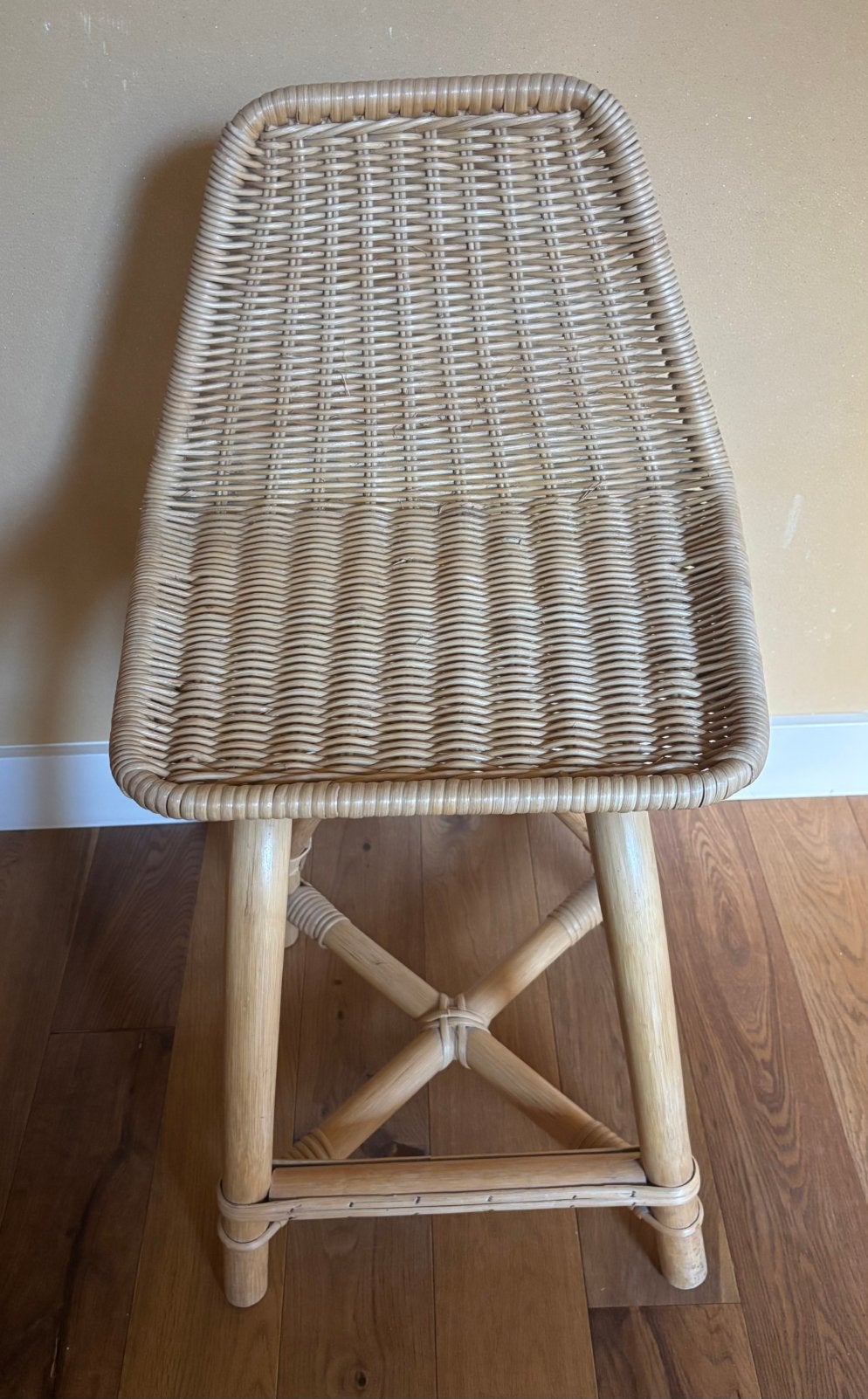 4 Rotan barkrukken in goede staat, 2 krukken, Ophalen, Zo goed als nieuw, 60 tot 90 cm