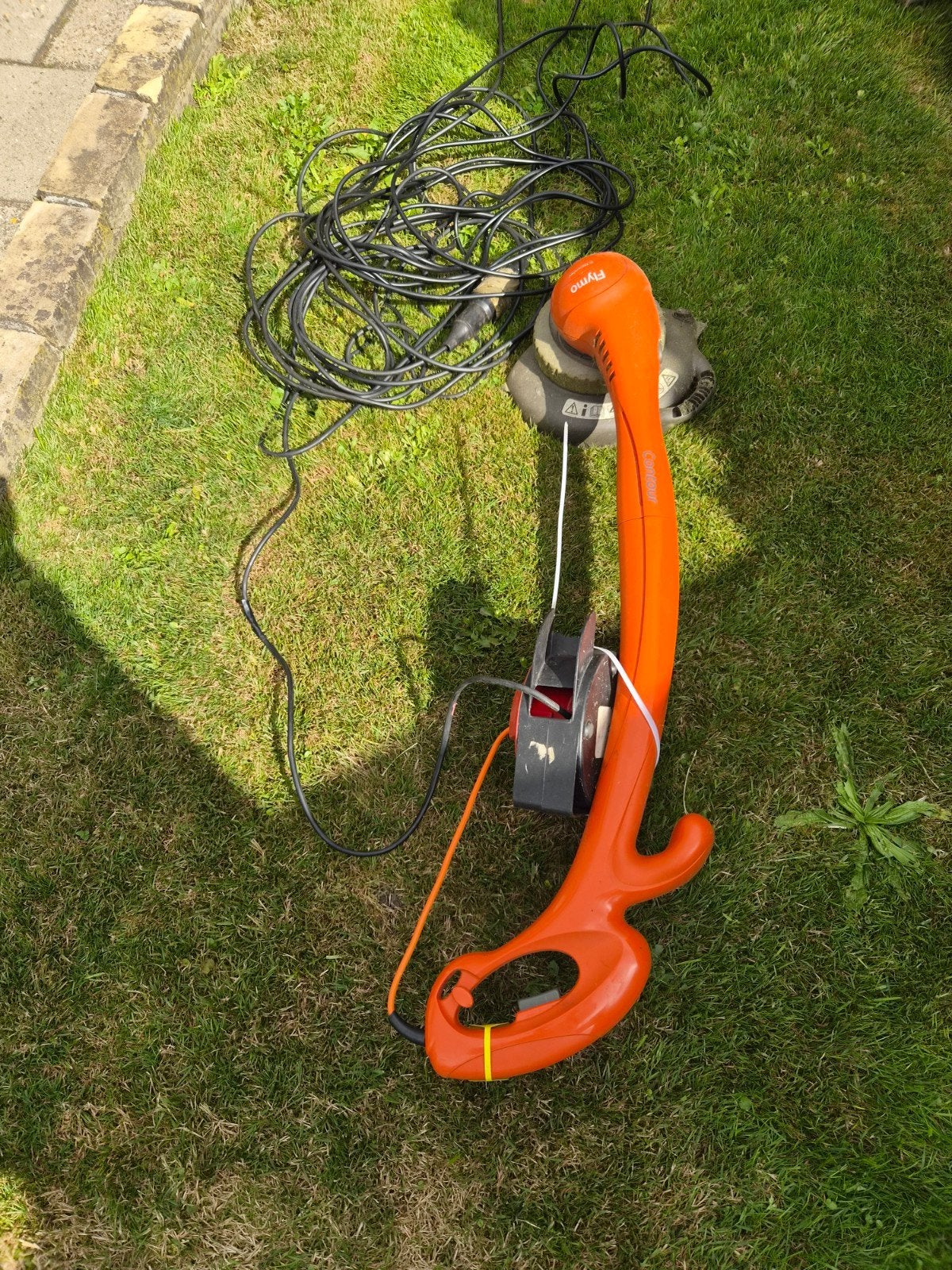 Flymo Contour elektrische grastrimmer/graskantmaaier, Cirkelmaaier, Gebruikt, Elektrische grasmaaier, Minder dan 30 cm
