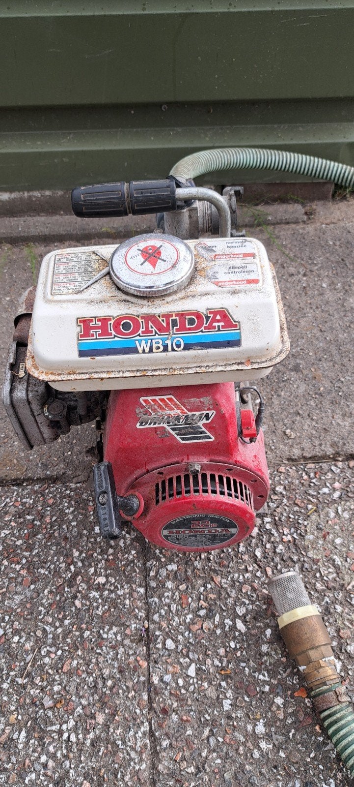 Honda waterpomp WB10, evt. met slangen, broeskop, sproeibus, Tuin en Terras, Waterpompen, Ophalen, Gebruikt, Handmatig, Beregeningspomp