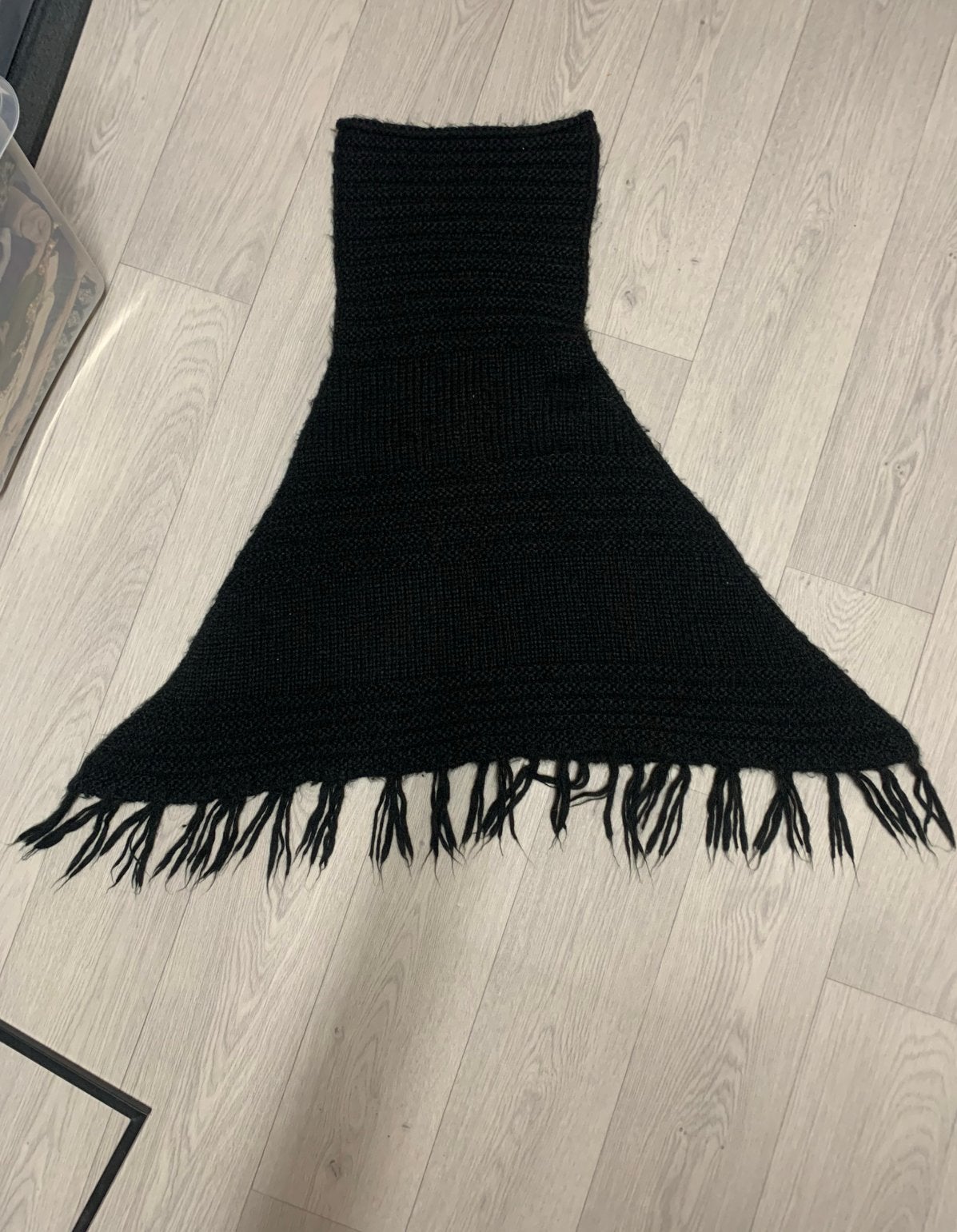 Zwarte poncho, Ophalen of Verzenden, Zo goed als nieuw, Handschoenen