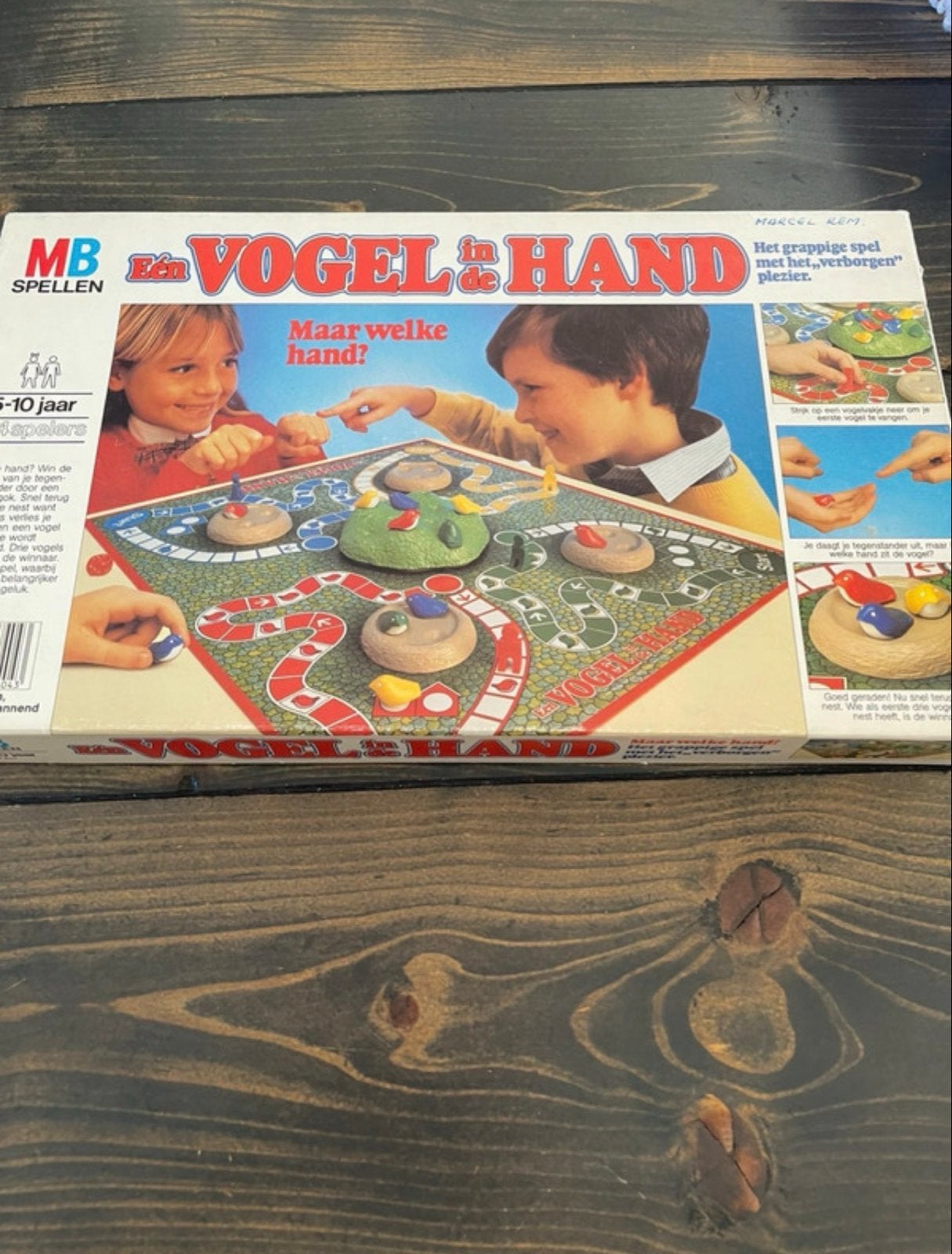 MB Spellen Een Vogel in Hand - Vintage Bordspel, Hobby en Vrije tijd, Drie of vier spelers, Ophalen of Verzenden, Gebruikt