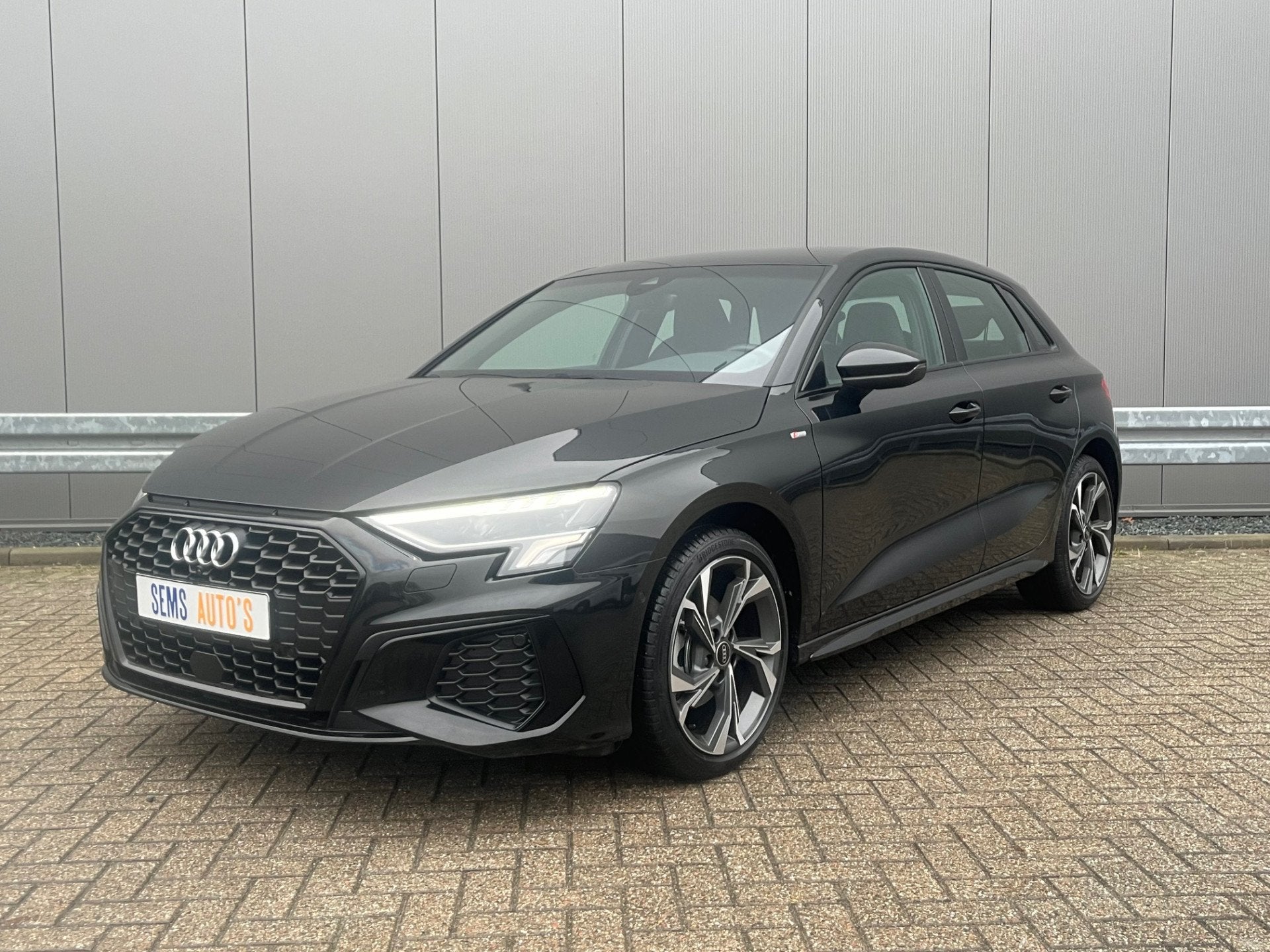 Audi A3 Sportback 35 TDI S-Line Nieuw Staat ! 360 Camera / E, Gebruikt, Zwart, 4 cilinders, 150 pk