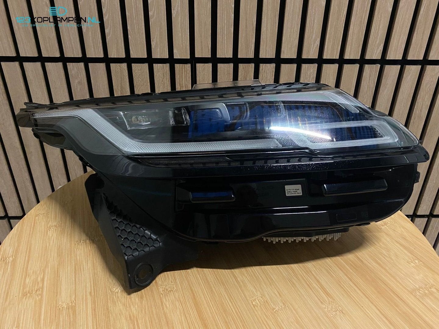 Range Rover Velar 560 Laser koplamp rechts