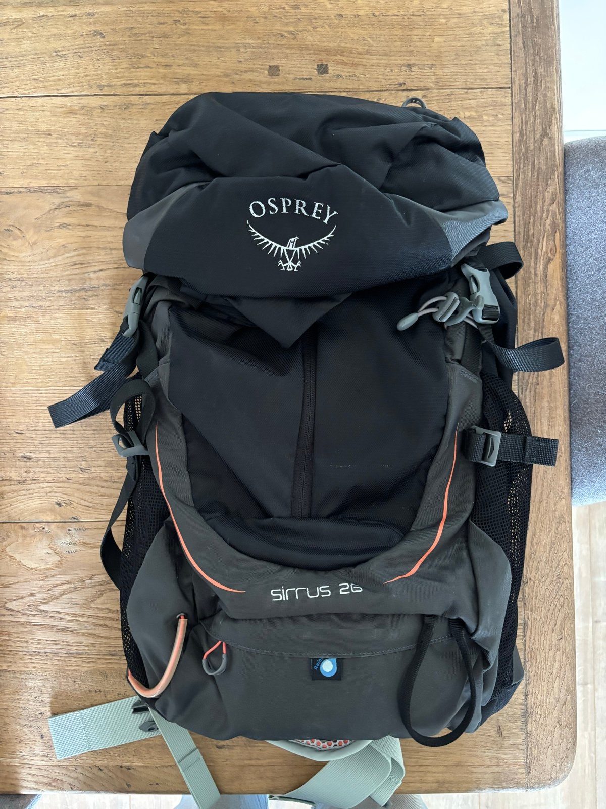 Osprey Sirrus 26 Trekking Rugzak - Zo goed als nieuw, Sieraden, Tassen en Uiterlijk, Tassen | Rugtassen, 25 tot 40 cm, Zo goed als nieuw