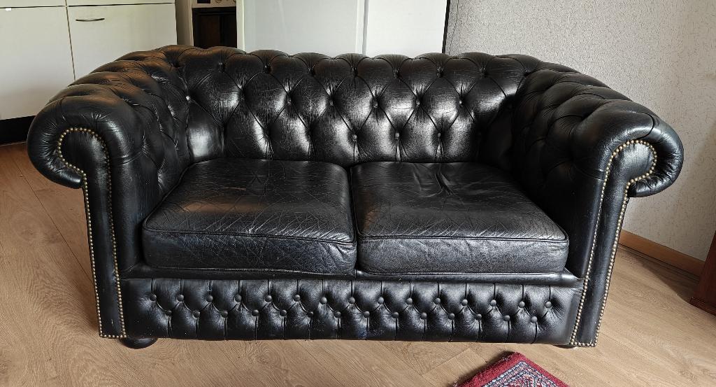 Chesterfield *zwart *Lederen*2,5* 3*2 Zits* TWEE STUKS!!, Huis en Inrichting, Fauteuils, Vintage, Ophalen of Verzenden, Zo goed als nieuw