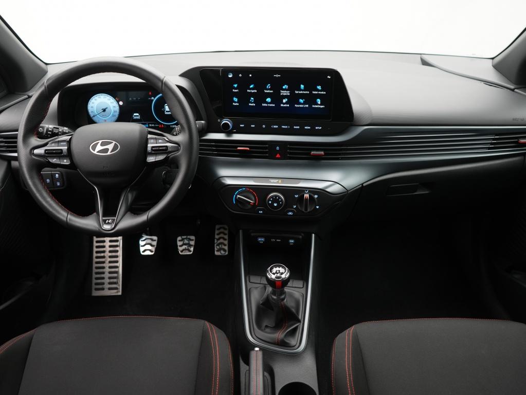 Hyundai i20 1.2 N Line | Navigatie | Private lease 429 p.m., Auto's, Hyundai, 12 maanden, Gebruikt, Zwart, 4 cilinders