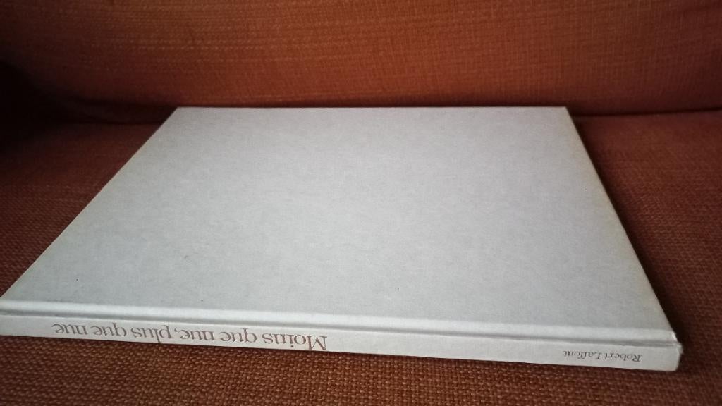 Fotoboek Moins que nue - Mitchel Gray, Mitchel Gray, Ophalen of Verzenden, Gelezen, Fotografen