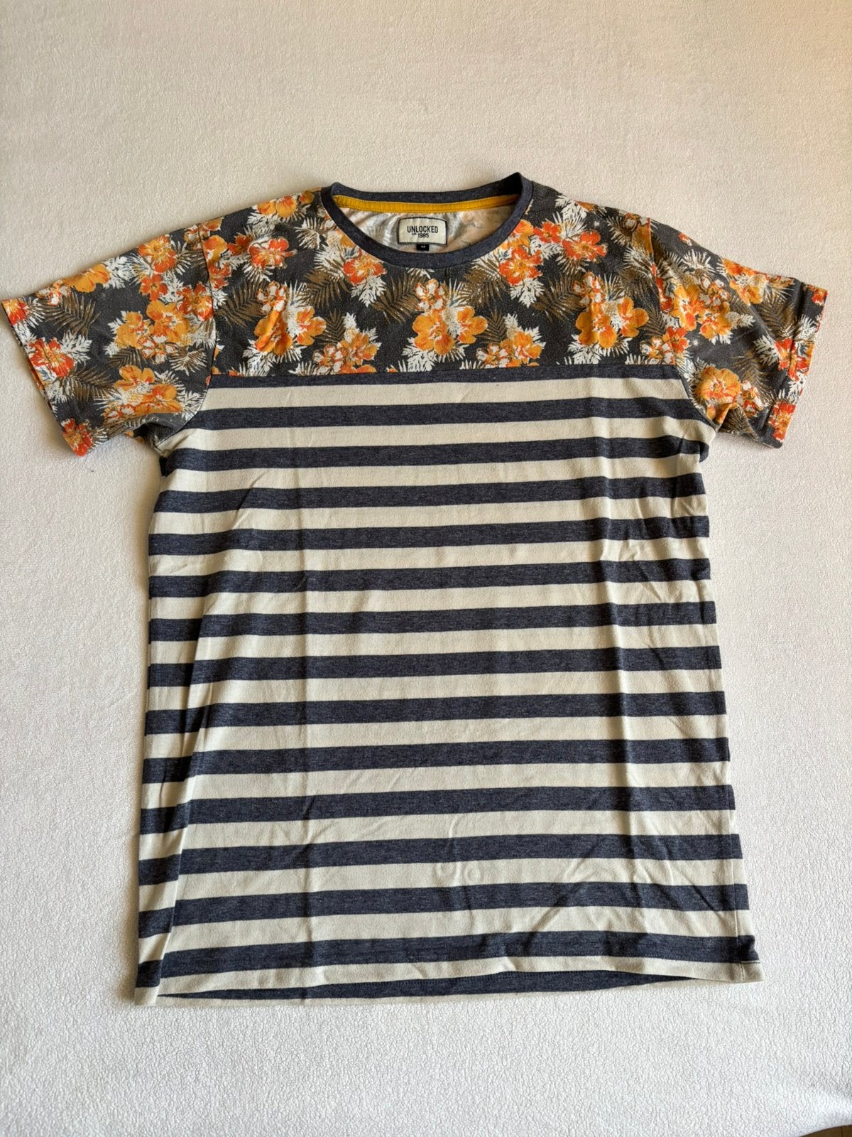 Mooi unlocked shirt maat m, Ophalen of Verzenden, Zo goed als nieuw, Maat 38/40 (M), Korte mouw