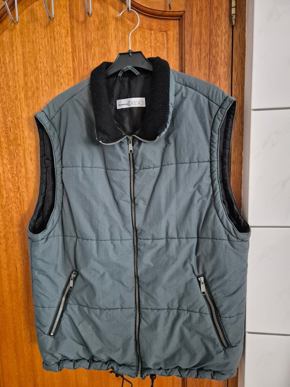 Bodywarmer,  mt.M ,Beijenkorf, Maat 48/50 (M), Bijenkorf, Ophalen of Verzenden, Zo goed als nieuw