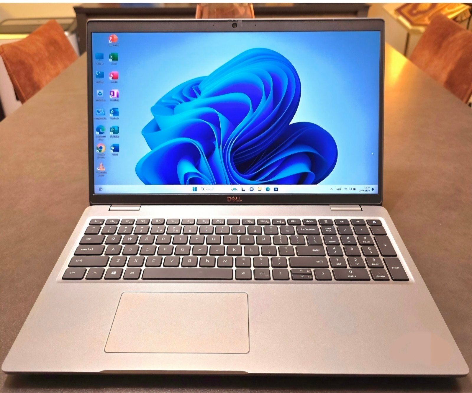 Dell Laptop Core i5 11e | 32GB RAM | 256GB SSD | 15,6 FHD |, Dell latitude 5520, 2 tot 3 Ghz, Intel Core i5 1135G7 11 Generatie met turbo boost technologie