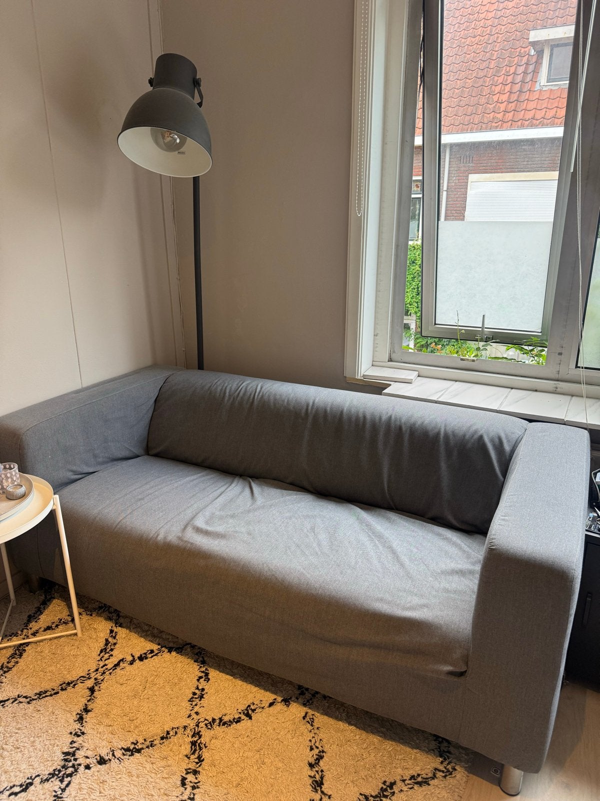 Gratis Ikea Klippan bank wegens verhuizing, Ophalen, Gebruikt, Tweepersoons, 75 tot 100 cm