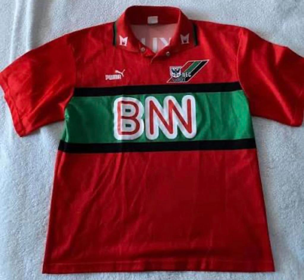 Gezocht: NEC shirt met sponsor BNN, Verzenden, Zo goed als nieuw, Overige binnenlandse clubs, Shirt