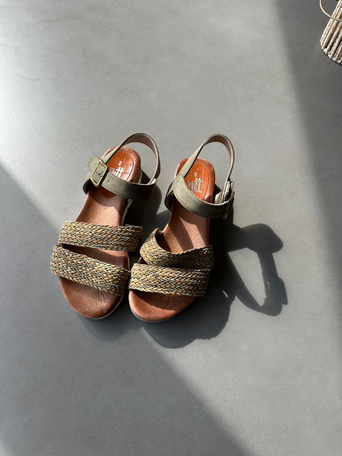 Khaki/bruine Pitt sandalen, maat 39, Bruin, Verzenden, Sandalen of Muiltjes, Zo goed als nieuw