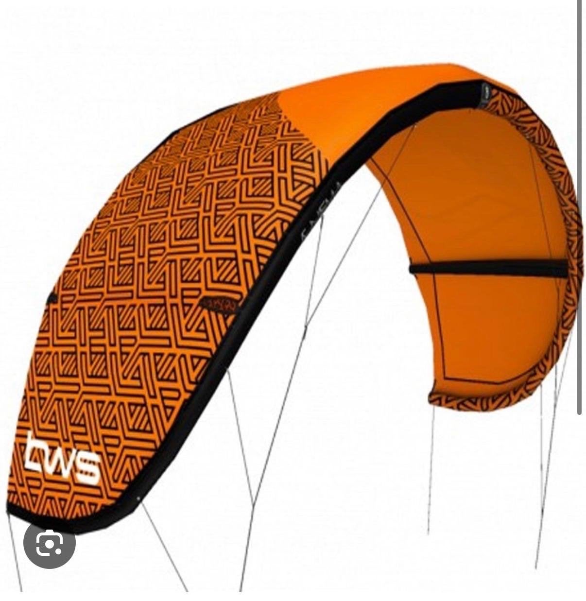 BWS AEneema Kite 9M Oranje - Zo goed als nieuw, 9 m², Geen board, Ophalen of Verzenden, Zo goed als nieuw