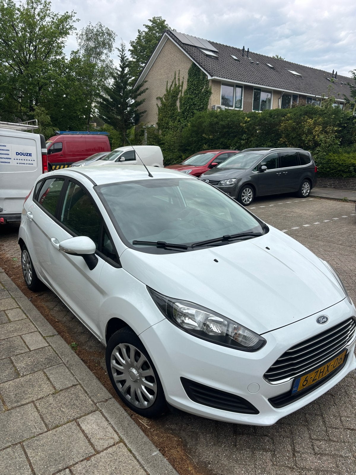 Ford Fiësta 1.0 48KW/65PK 5D 2015 Wit, 40 €/maand, 525 kg, Origineel Nederlands, Handgeschakeld